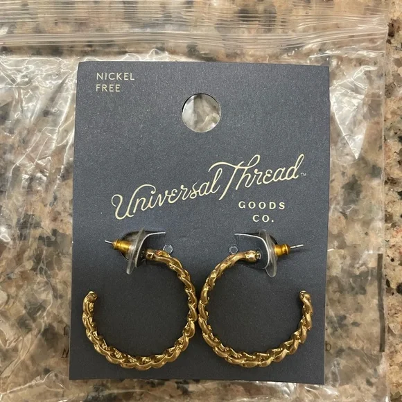 Universal Thread Braided Gold Earrings - Picture 1 of 2
